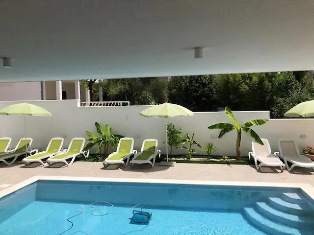 Diklo Beach Rooms-Adults Only ザダル ゲストハウス